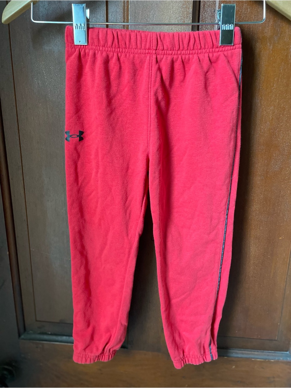 Under Armour boys 4T red sweatpants